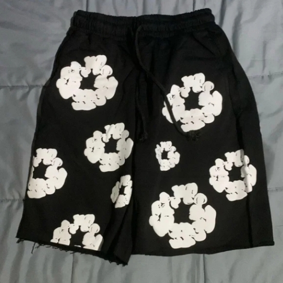 Denim Tears ‘The Cotton Wreath’ Flared Shorts Blac